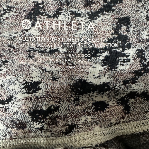 Athleta Salutation Stash Joggers - Picture 5 of 5